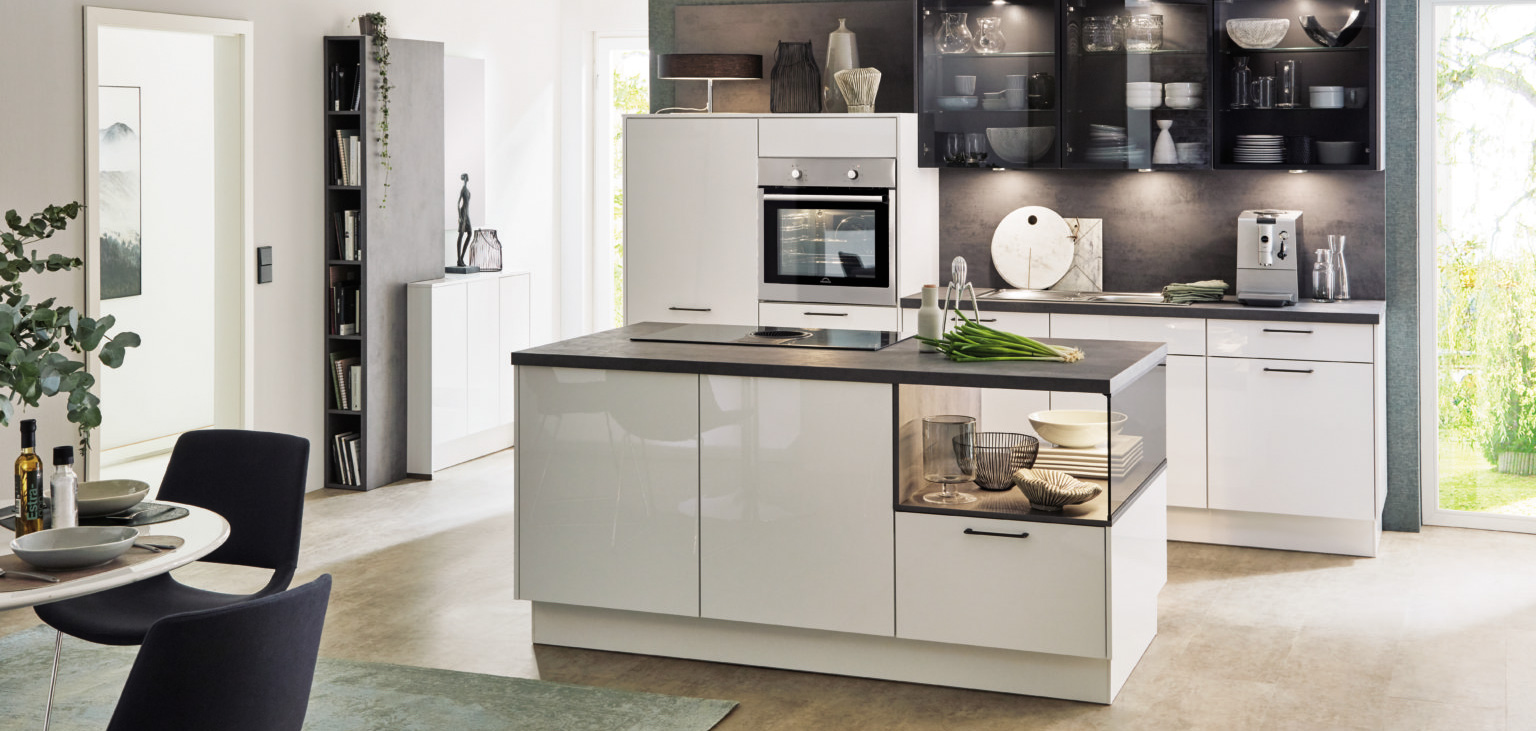 Kuchyňské linky do malého bytu – řešení je kuchyně na míru!