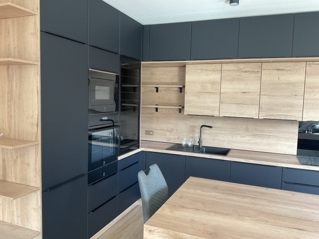 Kuchyně na míru Praha Ohrobec I